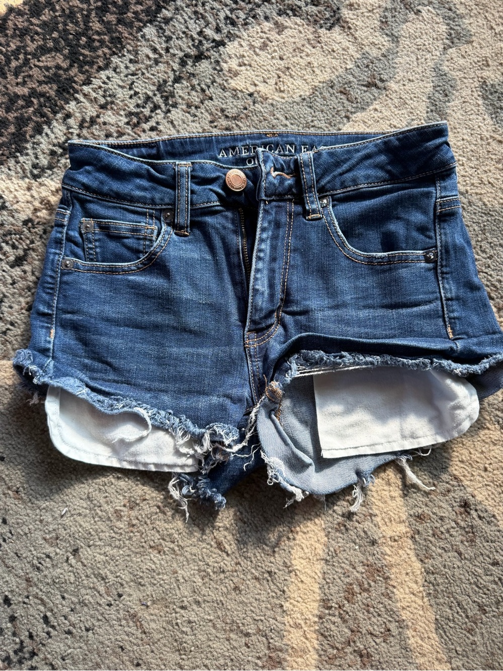 American Eagle Outfitters Blue Distressed Denim Cutoff Shorts size 2